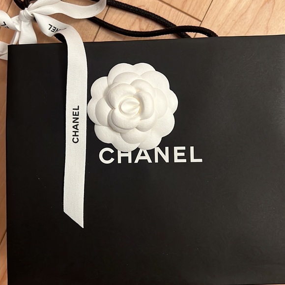 Chanel Shopping Paper Bag with White Camilla Flower and ribbon 8.5”x7.5”x3.5” - Picture 3 of 4